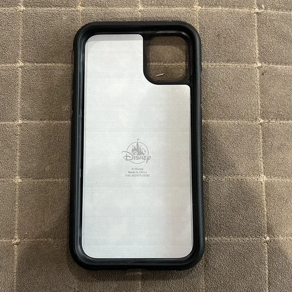 Disney Christmas iPhone XR Case - Picture 3 of 7